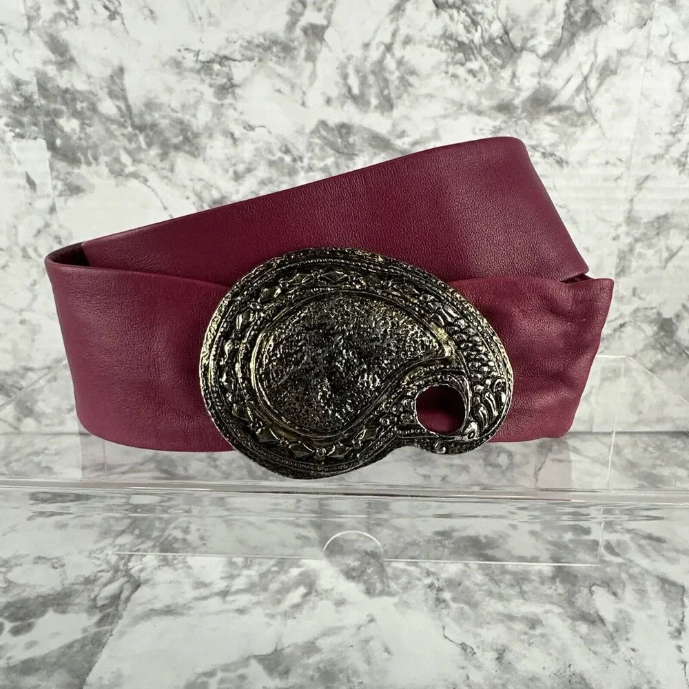 Vintage Women Adjustable Wide Leather Belt With Brass Paisley Clip Buckle Size M